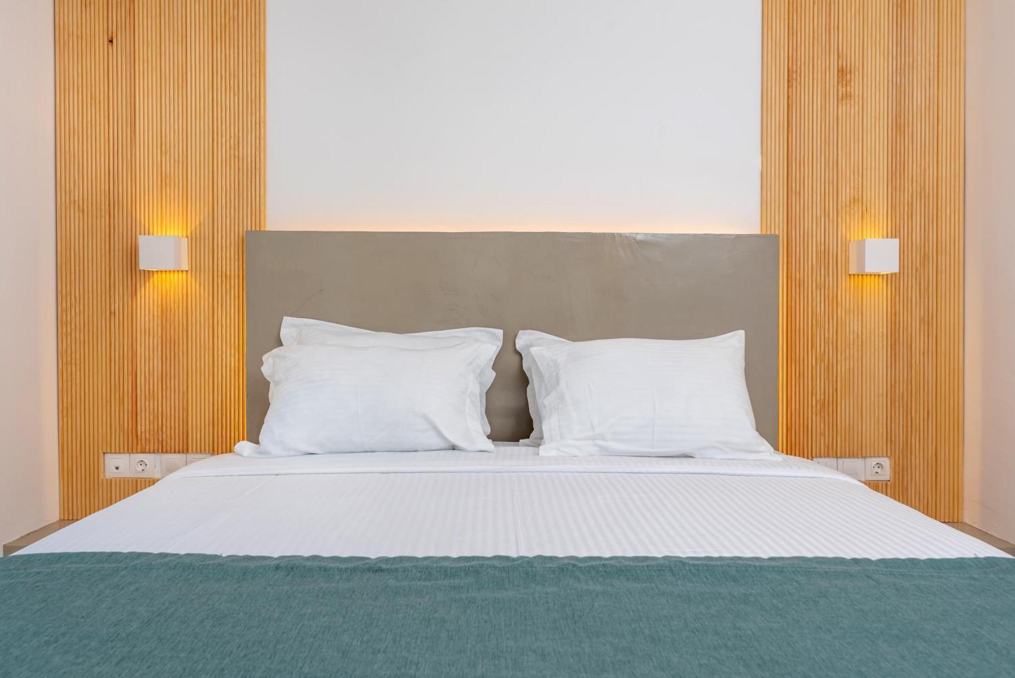 Aerenia Luxury Suites Картерадос Экстерьер фото